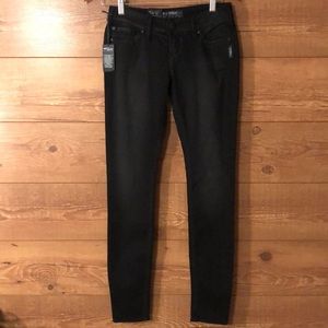 NWT Silver Camden Rose sz W25/L31 distressed faded low-rise black jeans